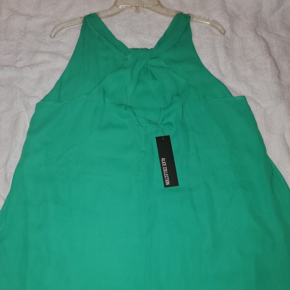 Sea green sleeveless blouse By Alice Collection Size Large Twist Tie Back